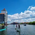 Captains Boathouse * ハルデルウェイク